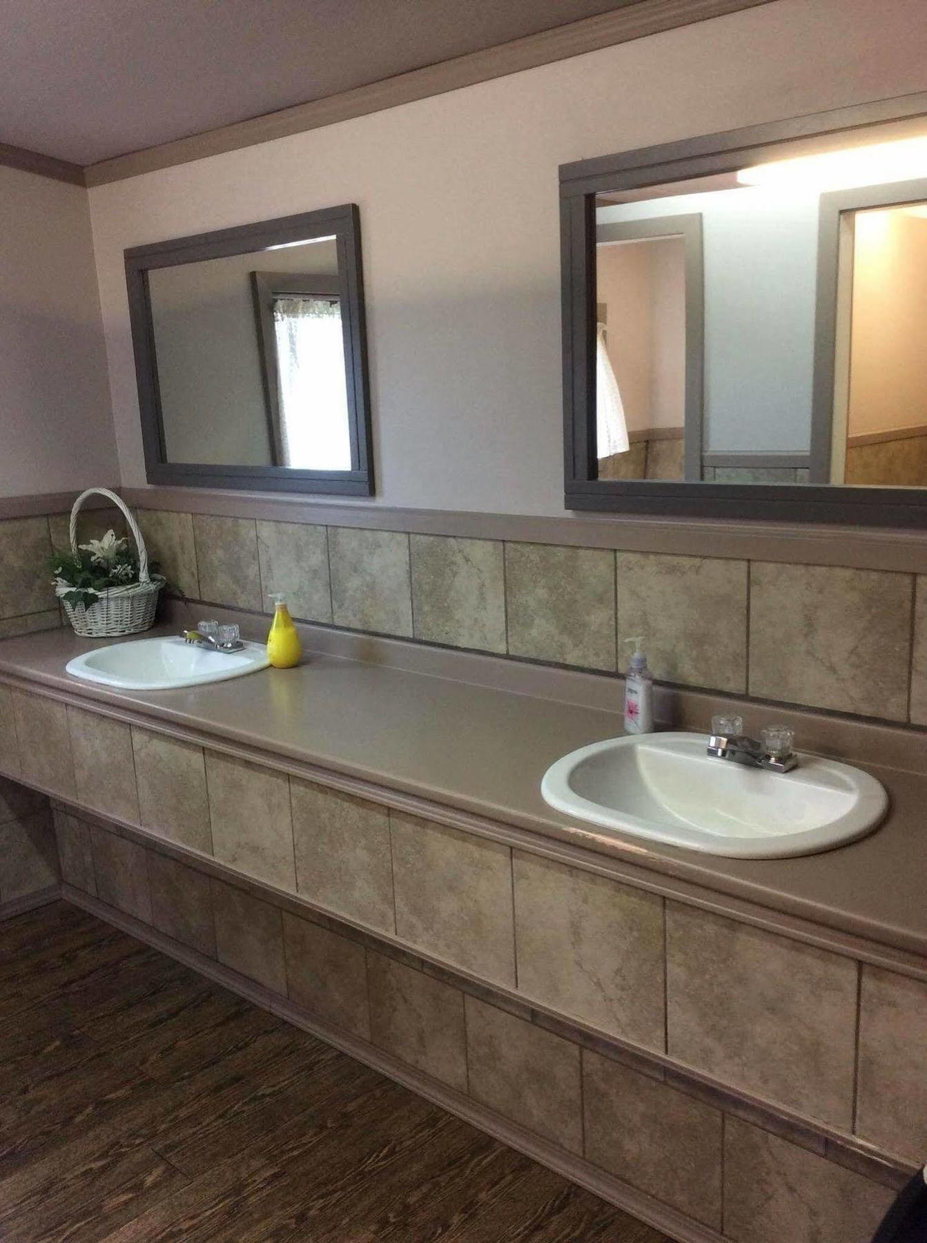 Chalet Inn Kitimat Luaran gambar