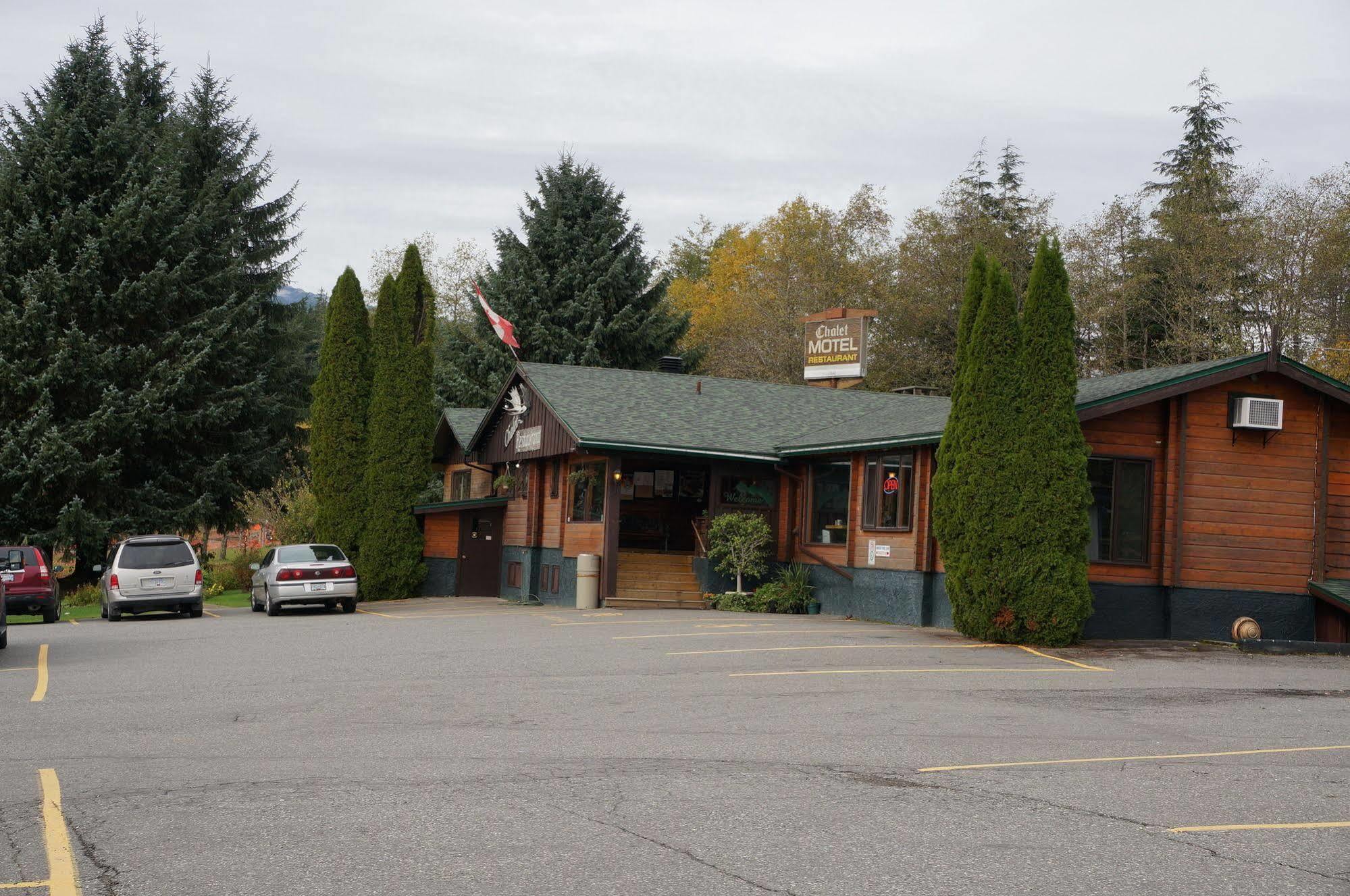 Chalet Inn Kitimat Luaran gambar