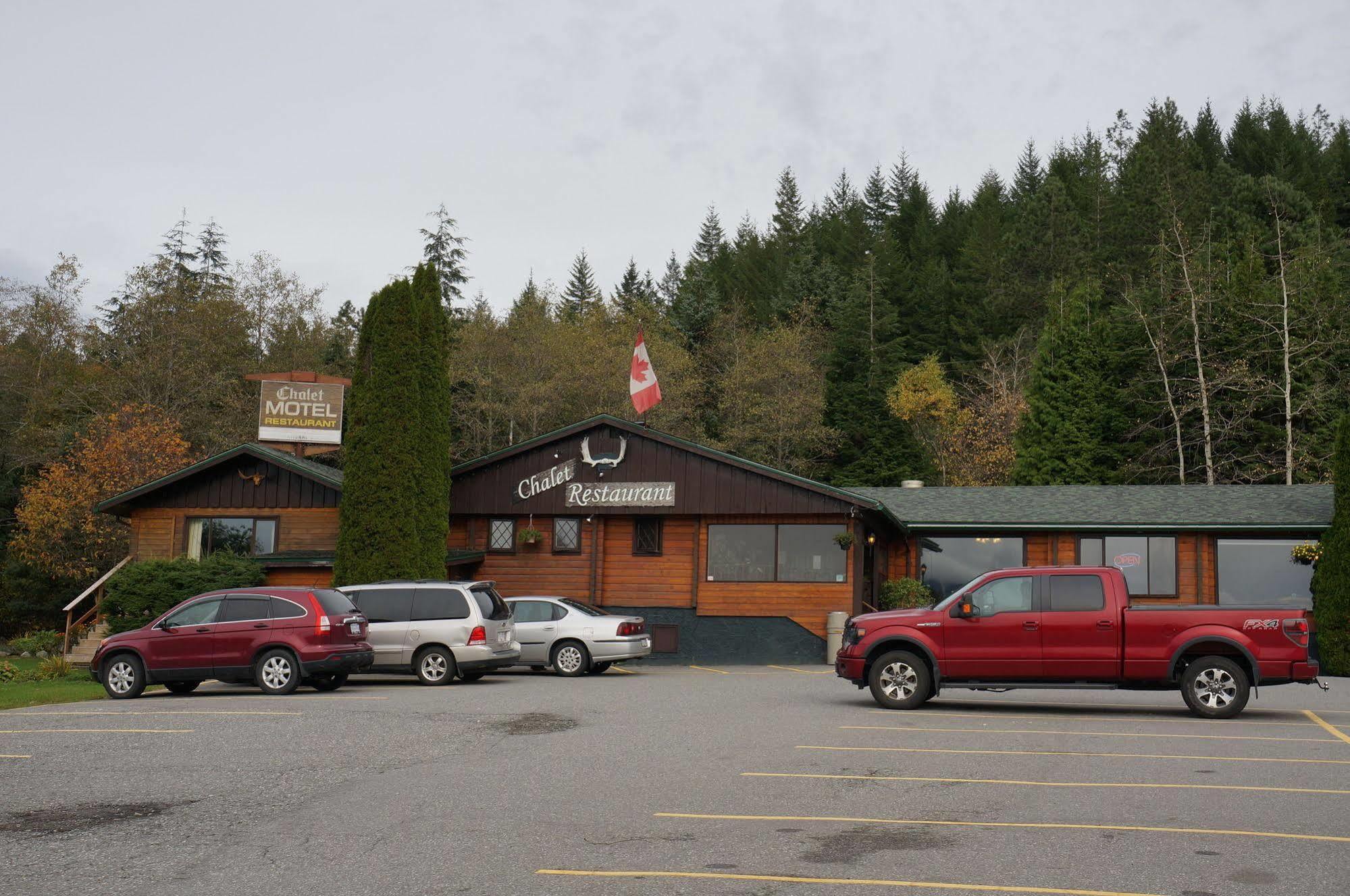 Chalet Inn Kitimat Luaran gambar
